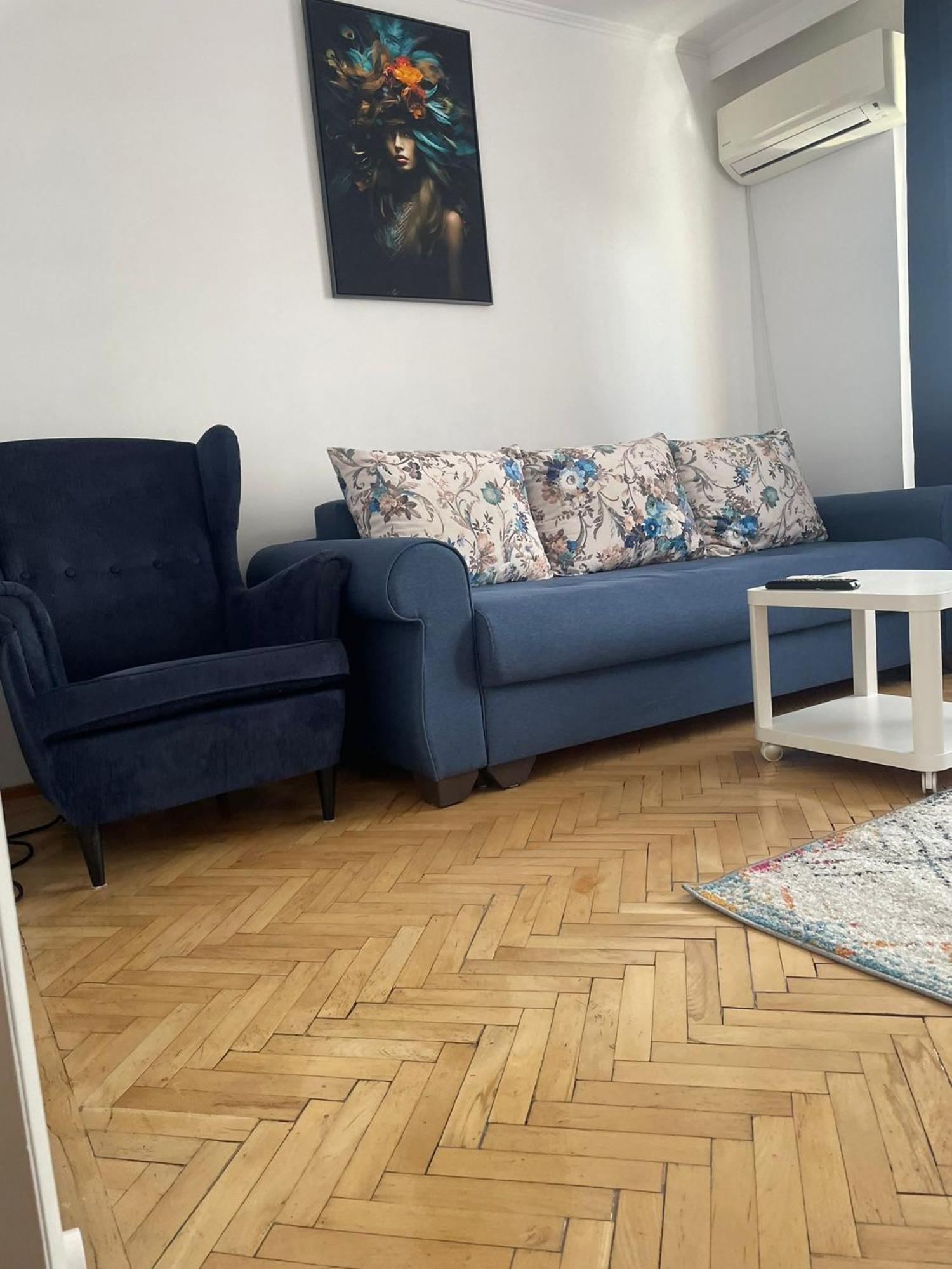 Emm Apartament - 100M Parc Si Metrou Tinererului บูคาเรสต์ ภายนอก รูปภาพ
