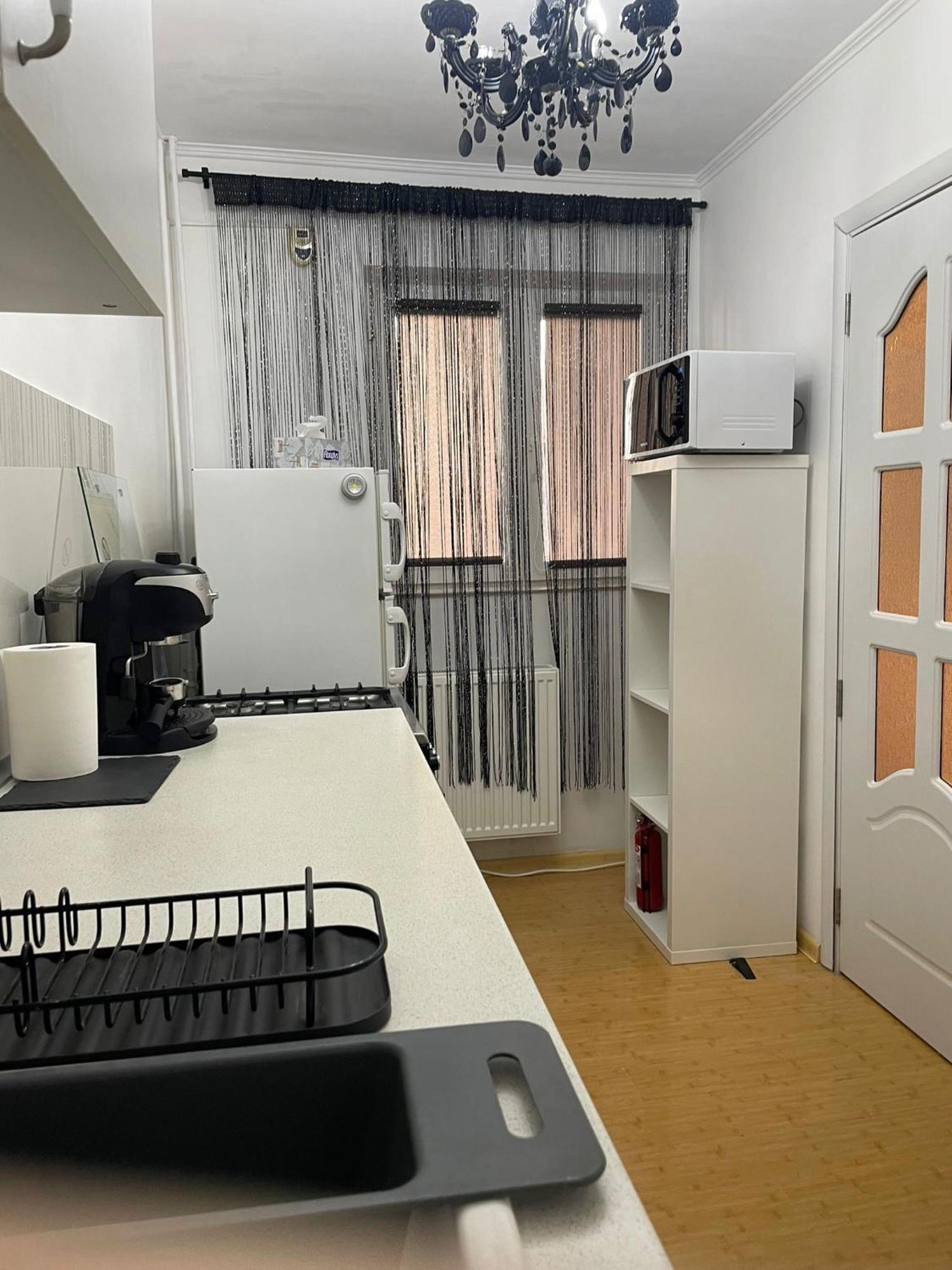 Emm Apartament - 100M Parc Si Metrou Tinererului บูคาเรสต์ ภายนอก รูปภาพ