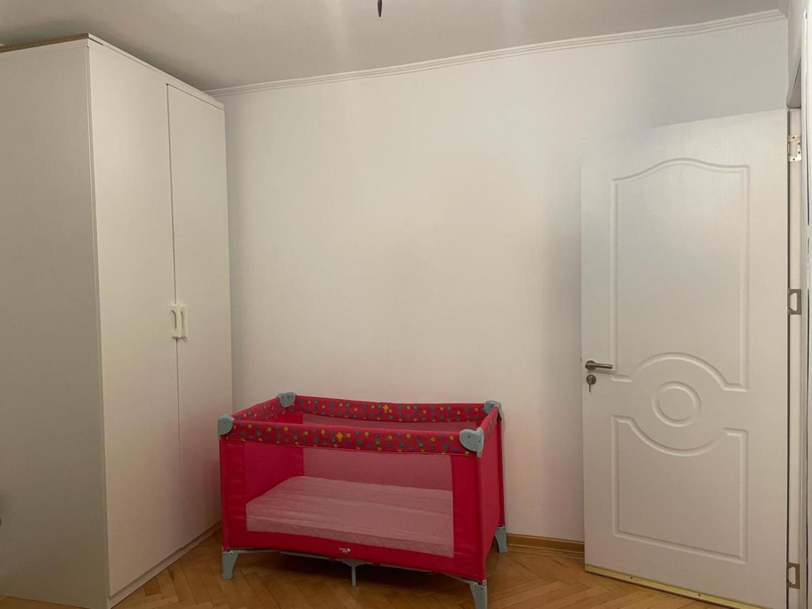 Emm Apartament - 100M Parc Si Metrou Tinererului บูคาเรสต์ ภายนอก รูปภาพ